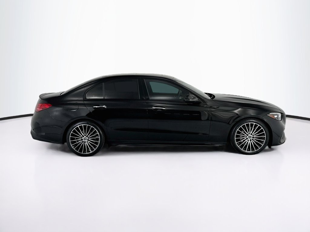 Used 2022 Mercedes-Benz C 300 Sedan image 4