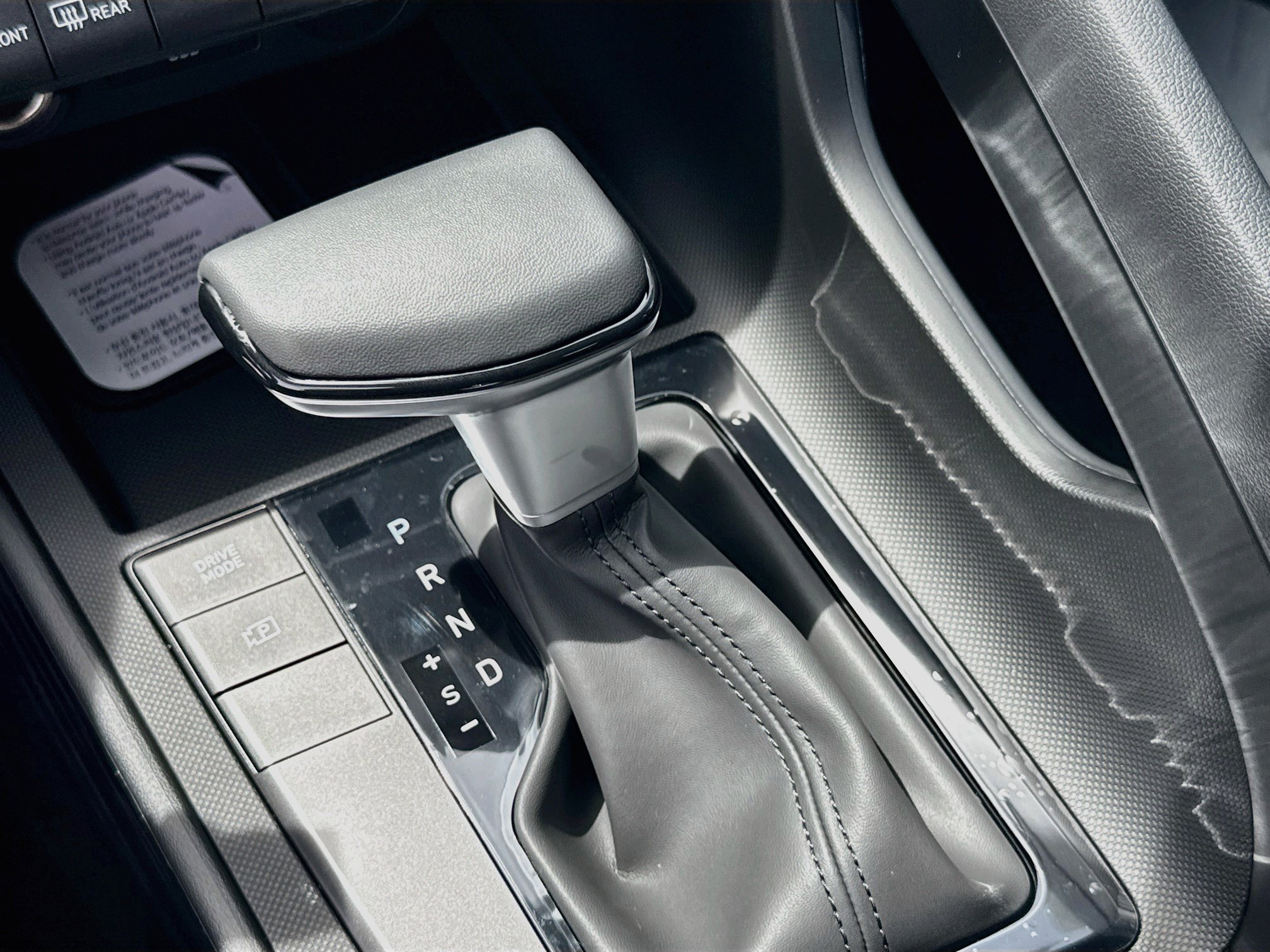 New 2026 Hyundai Elantra SEL Sport FWD image 13