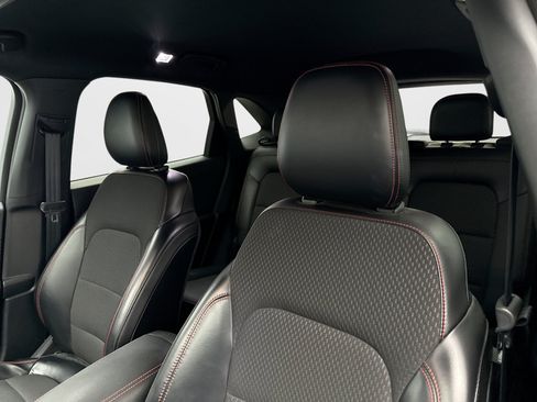 Used 2024 Ford Escape ST-Line w/ Tech Pack #1 FWD image 11