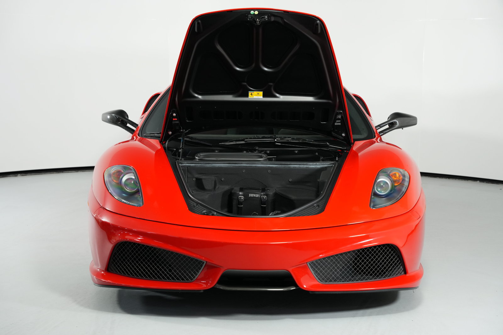 Used 2009 Ferrari F430 Scuderia RWD image 3