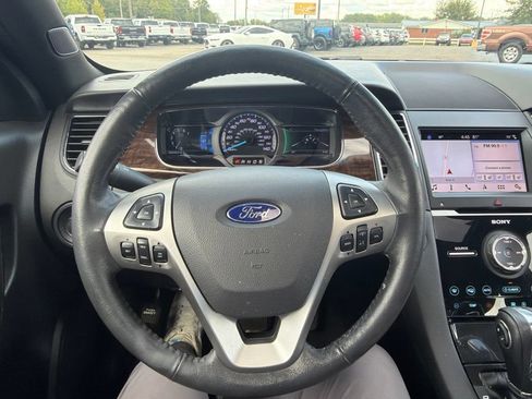Used 2019 Ford Taurus Limited FWD image 20