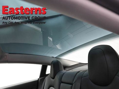 Used 2021 Tesla Model 3 Long Range image 32