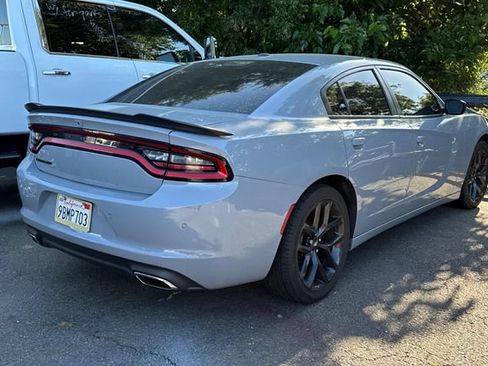 Used 2022 Dodge Charger SXT w/ Blacktop Package RWD image 5