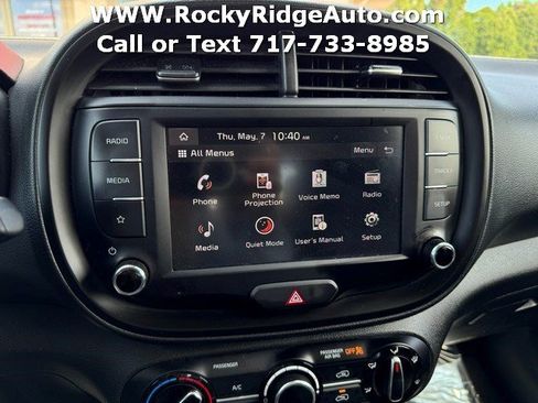 Used 2025 Kia Soul LX w/ LX Technology Package FWD image 27