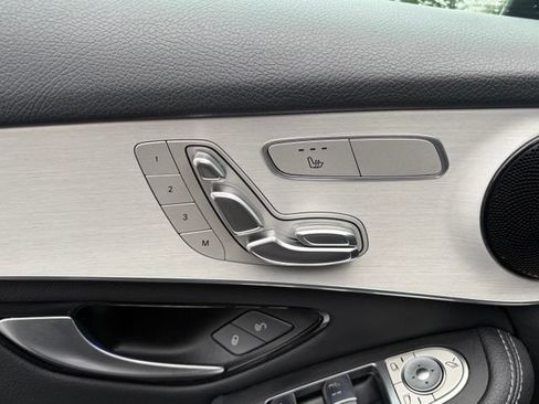 Used 2021 Mercedes-Benz GLC 300 4MATIC w/ AMG Line image 14