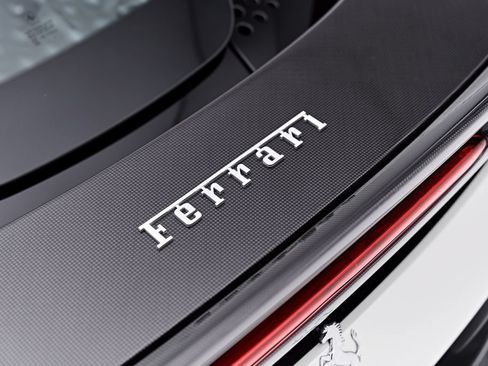 Used 2022 Ferrari SF90 Spider AWD/4WD image 31