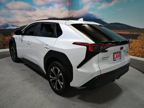 Used 2024 Subaru Solterra Premium image 11