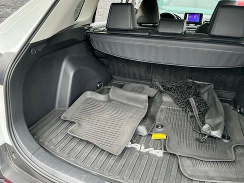 Used 2025 Toyota RAV4 XLE Premium FWD image 19