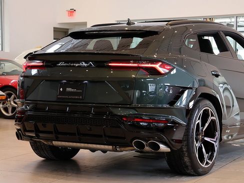 Used 2023 Lamborghini Urus S image 30