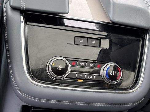Used 2021 Lincoln Navigator Black Label w/ Special Edition Package image 21