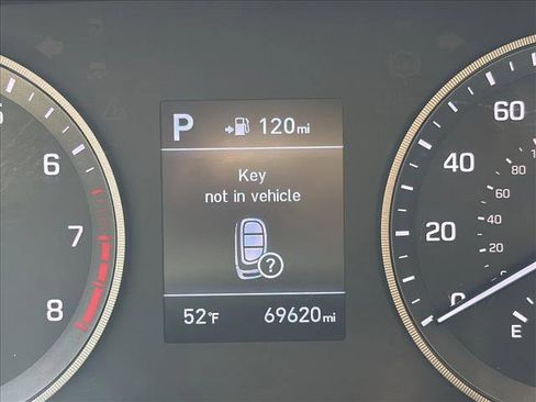 Used 2020 Hyundai Tucson Value AWD/4WD image 17