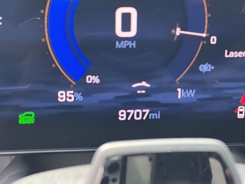 Certified 2024 Chevrolet Equinox EV LT w/ Active Safety Package 3 image 12