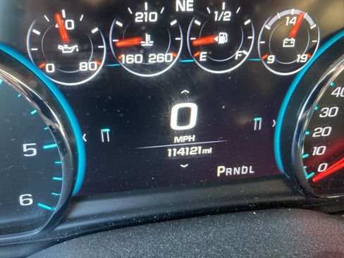 Used 2019 Chevrolet Tahoe Premier AWD/4WD image 12