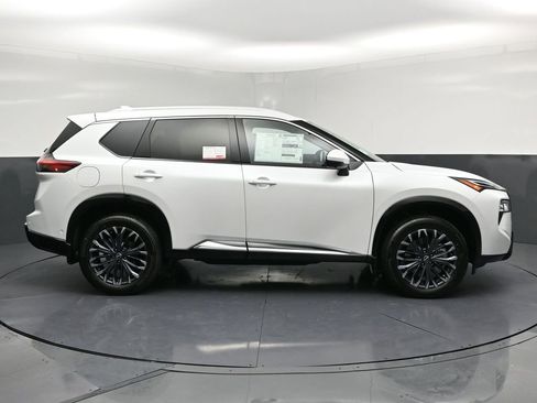 New 2026 Nissan Rogue Platinum w/ Tech Package image 29
