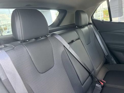 Used 2023 Buick Encore GX Select w/ Safety Package II AWD/4WD image 53