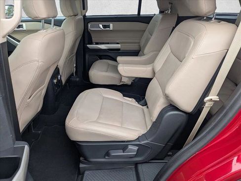 Used 2021 Ford Explorer Limited w/ Equipment Group 301A image 17