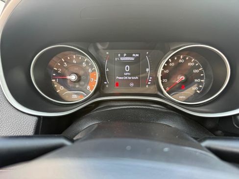 Used 2020 Jeep Compass Latitude FWD image 21
