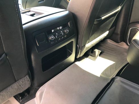 Used 2017 Chevrolet Tahoe Premier AWD/4WD image 37