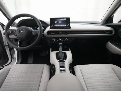 Certified 2023 Honda HR-V LX image 5