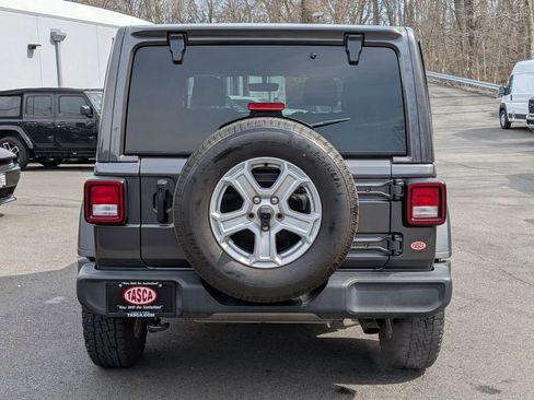 Certified 2022 Jeep Wrangler Unlimited Sport w/ Sun And Sound Package image 4