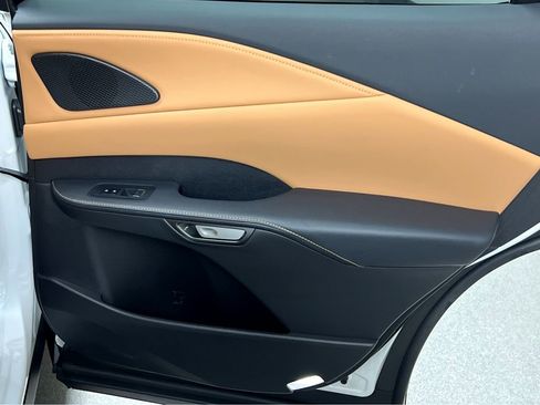 Certified 2025 Lexus RX 350h AWD/4WD image 21