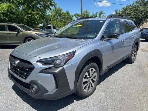 Certified 2025 Subaru Outback Premium w/ Popular Package #1A AWD/4WD image 9