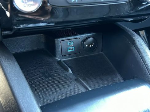 Certified 2023 Ford Escape Platinum w/ Premium Technology Package image 20