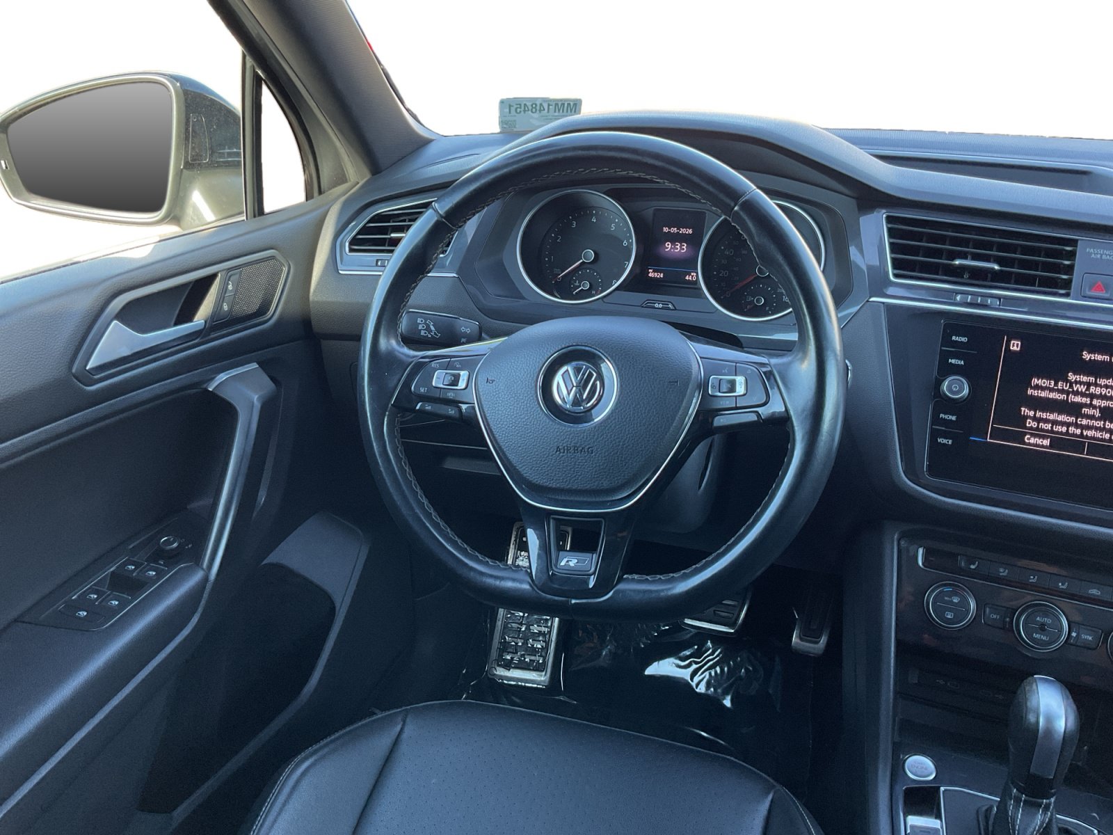 Used 2021 Volkswagen Tiguan S FWD image 11
