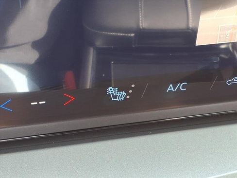 New 2026 Chevrolet Traverse LT w/ Driver Confidence Package image 12