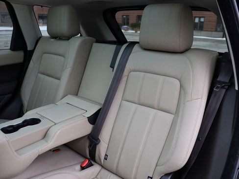 Used 2020 Land Rover Range Rover Sport SE image 15