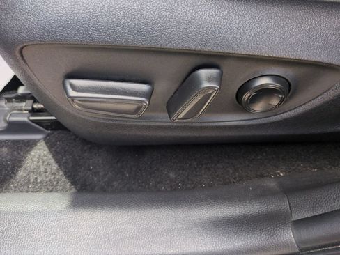 Used 2025 Toyota RAV4 XLE FWD image 14