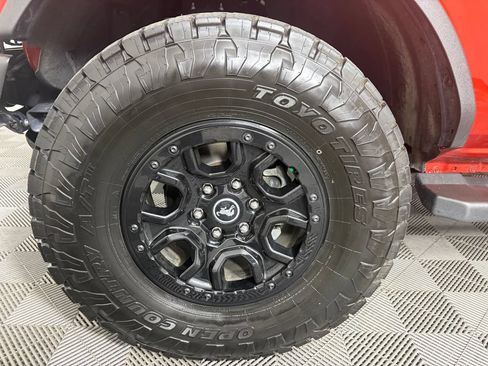 Certified 2022 Ford Bronco Wildtrak AWD/4WD image 10