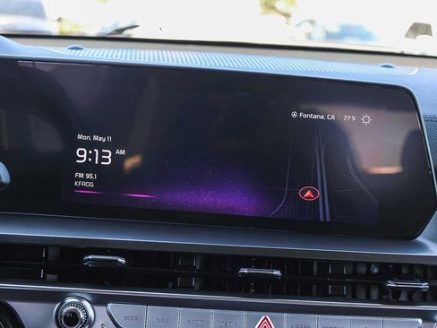 Used 2025 Kia Telluride S FWD image 14