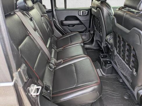 Used 2020 Jeep Gladiator Rubicon AWD/4WD image 18