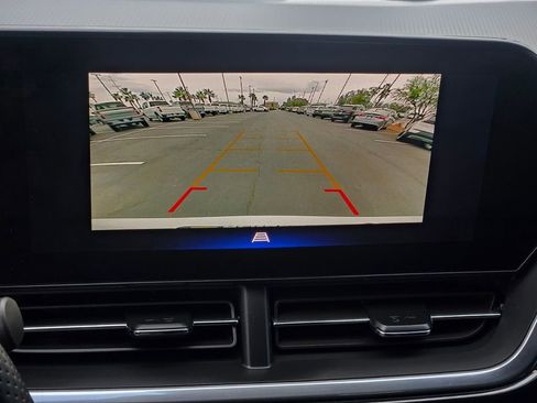 Used 2024 Chevrolet Trax RS w/ Driver Confidence Package image 19