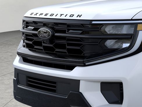 New 2025 Ford Expedition Max Platinum w/ Stealth Performance Package image 17