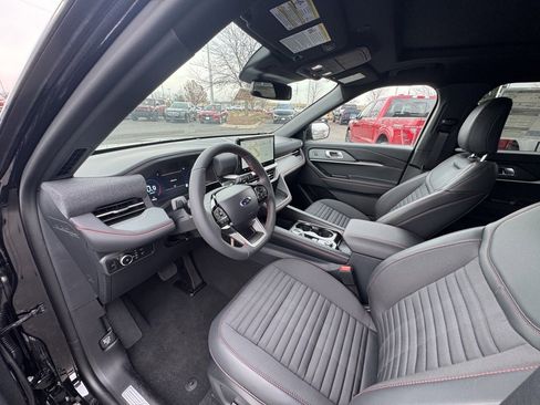 New 2026 Ford Explorer ST-Line w/ ST-Line Street Pack image 10