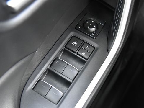 Used 2023 Toyota RAV4 XLE image 35