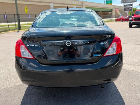 Used 2012 Nissan Versa SV w/ Convenience Pkg FWD image 5