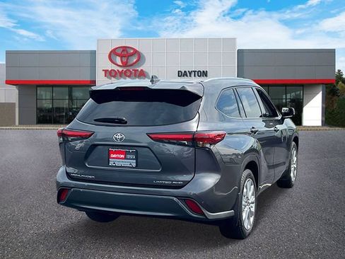 Used 2023 Toyota Highlander Limited AWD/4WD image 5