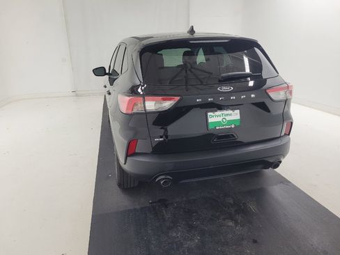Used 2021 Ford Escape SE w/ SE Sport Appearance Package FWD image 6
