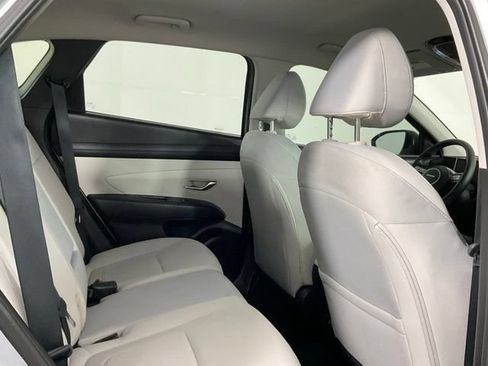 Used 2025 Hyundai Tucson SEL AWD/4WD image 18