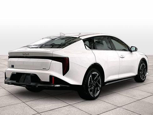 Used 2025 Kia K4 GT-Line FWD image 11