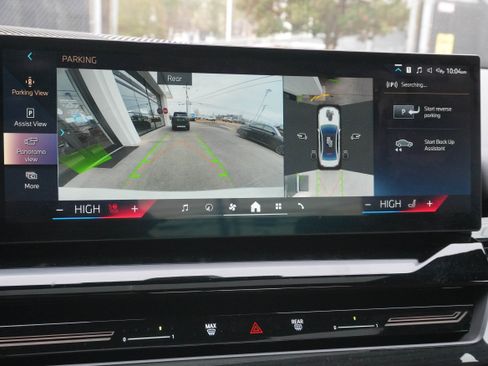 Certified 2025 BMW 530i xDrive w/ Premium Package image 21