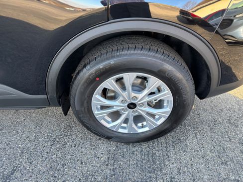 New 2026 Ford Escape Active w/ Cold Weather Package image 7