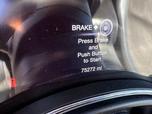 Used 2019 Jeep Grand Cherokee Altitude AWD/4WD image 12