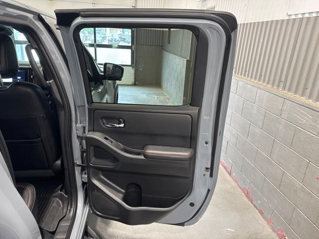 Certified 2025 Nissan Frontier PRO-4X w/ Pro Premium Package AWD/4WD image 14