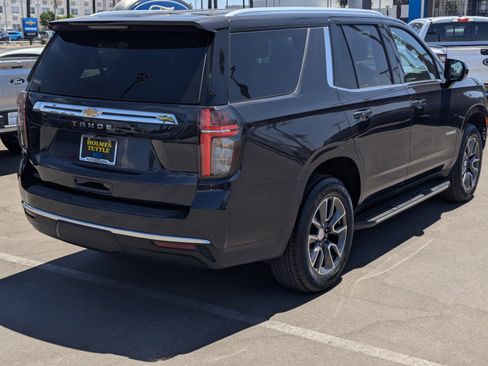 Used 2023 Chevrolet Tahoe LS RWD image 2