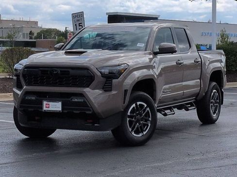 Certified 2026 Toyota Tacoma TRD Sport w/ TRD Sport Premium Package AWD/4WD image 2