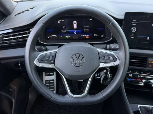 Used 2025 Volkswagen Jetta Sport FWD image 12